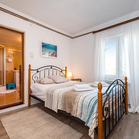 Vacation House Anna 카를로바크 외부 사진